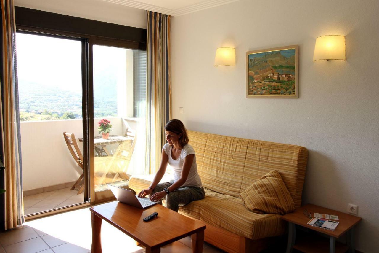 Apartamentos Serrella - Rural Guadalest Benimantell Esterno foto
