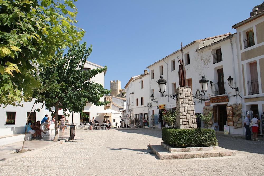 Apartamentos Serrella - Rural Guadalest Benimantell Esterno foto